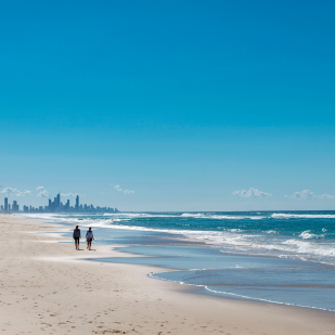 Draw 541 Lifestyle - Gold Coast Beach Walk